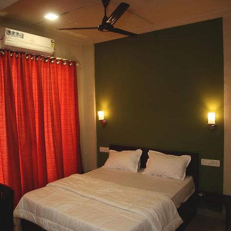 Elite Inn Lonavala Exterior photo