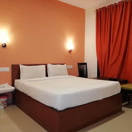Elite Inn Lonavala Exterior photo