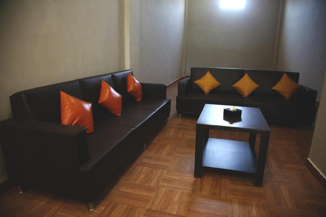 Elite Inn Lonavala Exterior photo