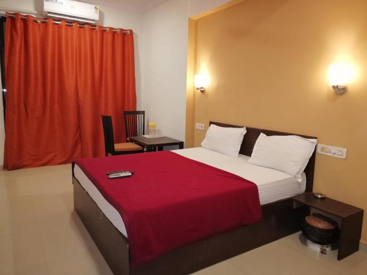 Elite Inn Lonavala Exterior photo