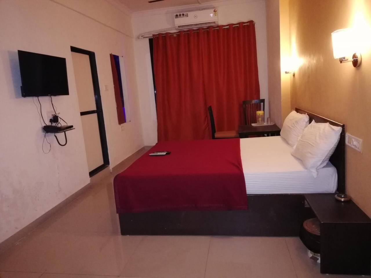 Elite Inn Lonavala Exterior photo